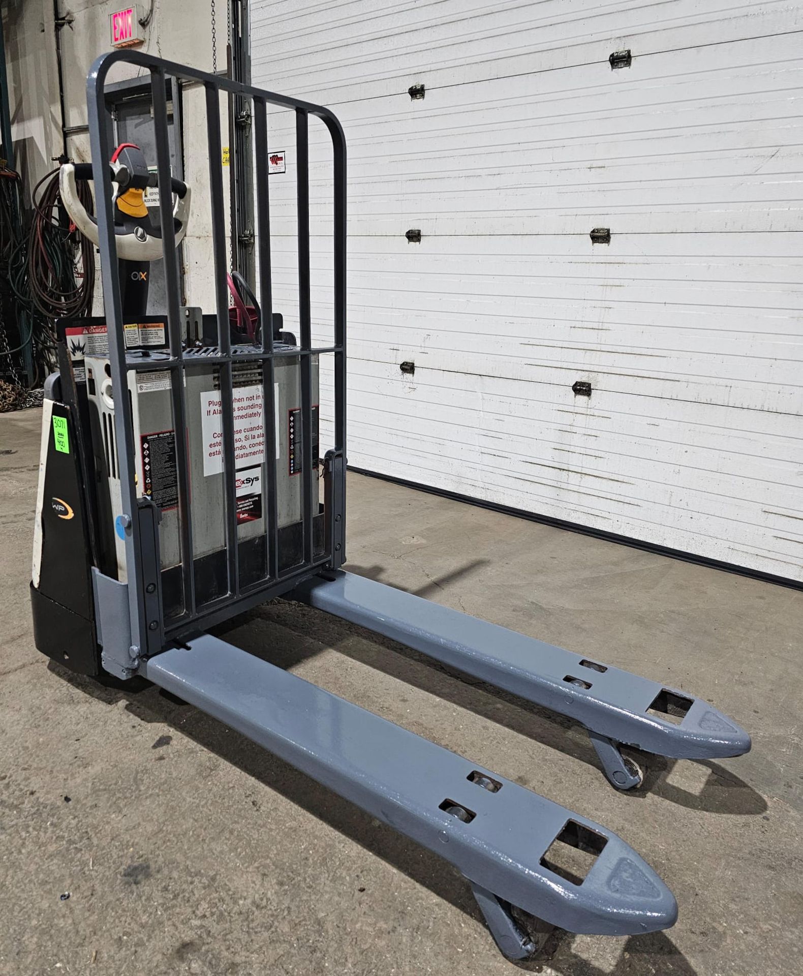 2020 Crown Walkie 4,500lbs Capacity Electric Forklift 24V with Built in charger and Safety until - Image 4 of 5