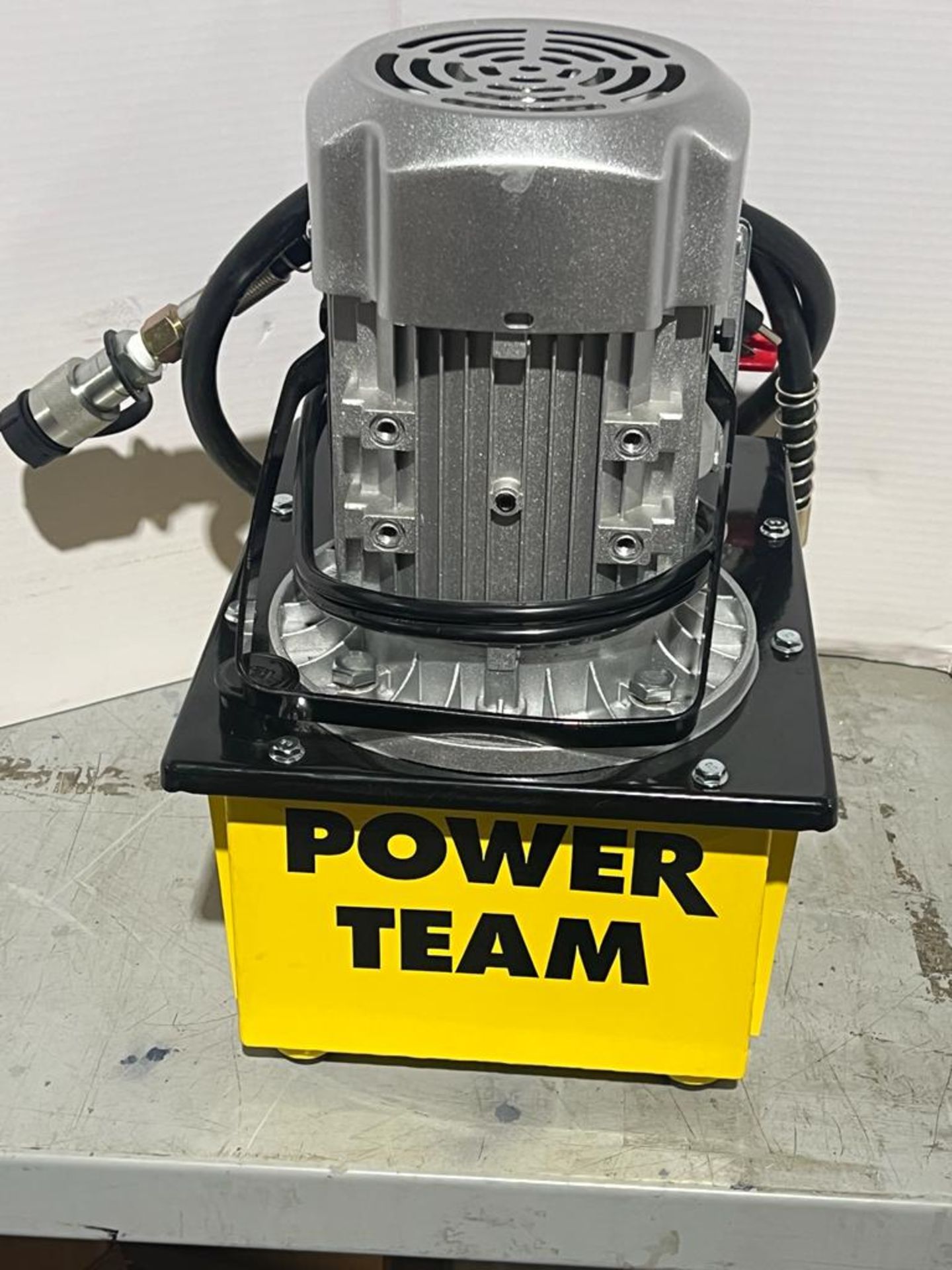 Power Team Hydraulics Electric Powerpack type - 120V single phase hydraulic pump - UNUSED & MINT - Image 3 of 3