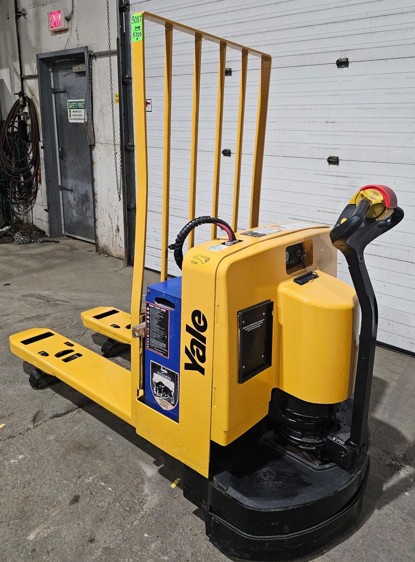 2008 Yale Walkie 6,500lbs Capacity Electric Forklift 24V WITH LOW HOURS - Image 2 of 6