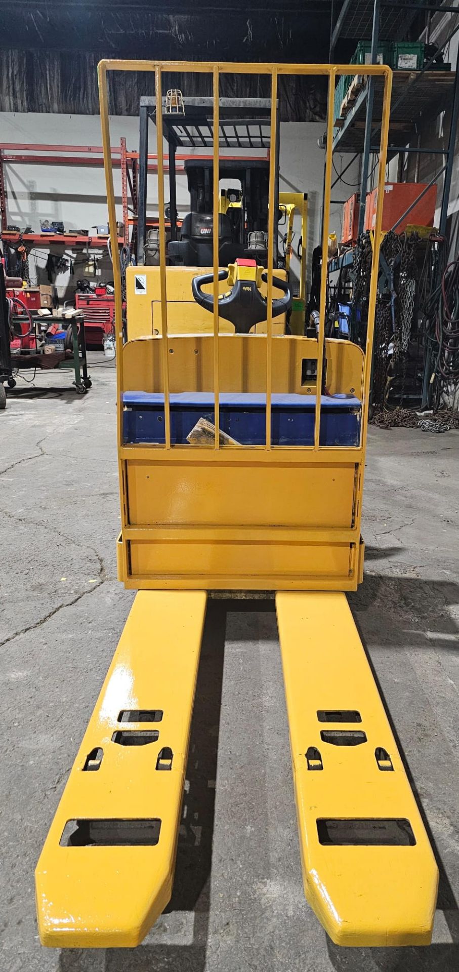 2007 Yale Walkie 6,500lbs Capacity Electric Pallet Cart 12V WITH LOW HOURS - Image 5 of 5