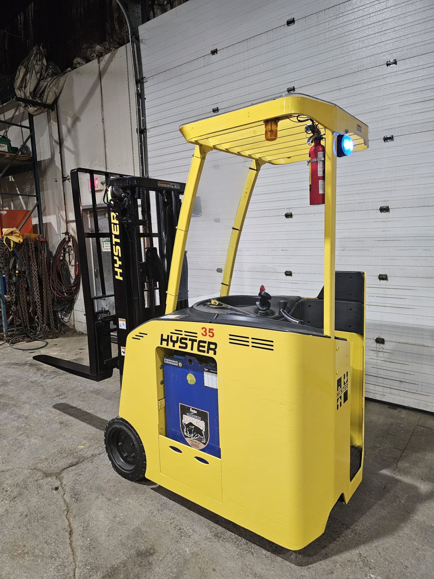2006 Hyster 3,500lbs Capacity Electric Stand On Forklift 3-STAGE MAST 36V with sideshift & Tires - Image 3 of 8