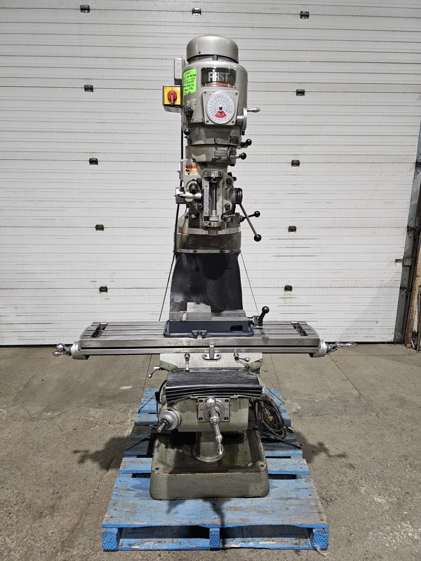 2008 FIRST MILLING MACHINE mode lC-1-1/2VS With brand new 6" accu-lock machine vice 3 phase
