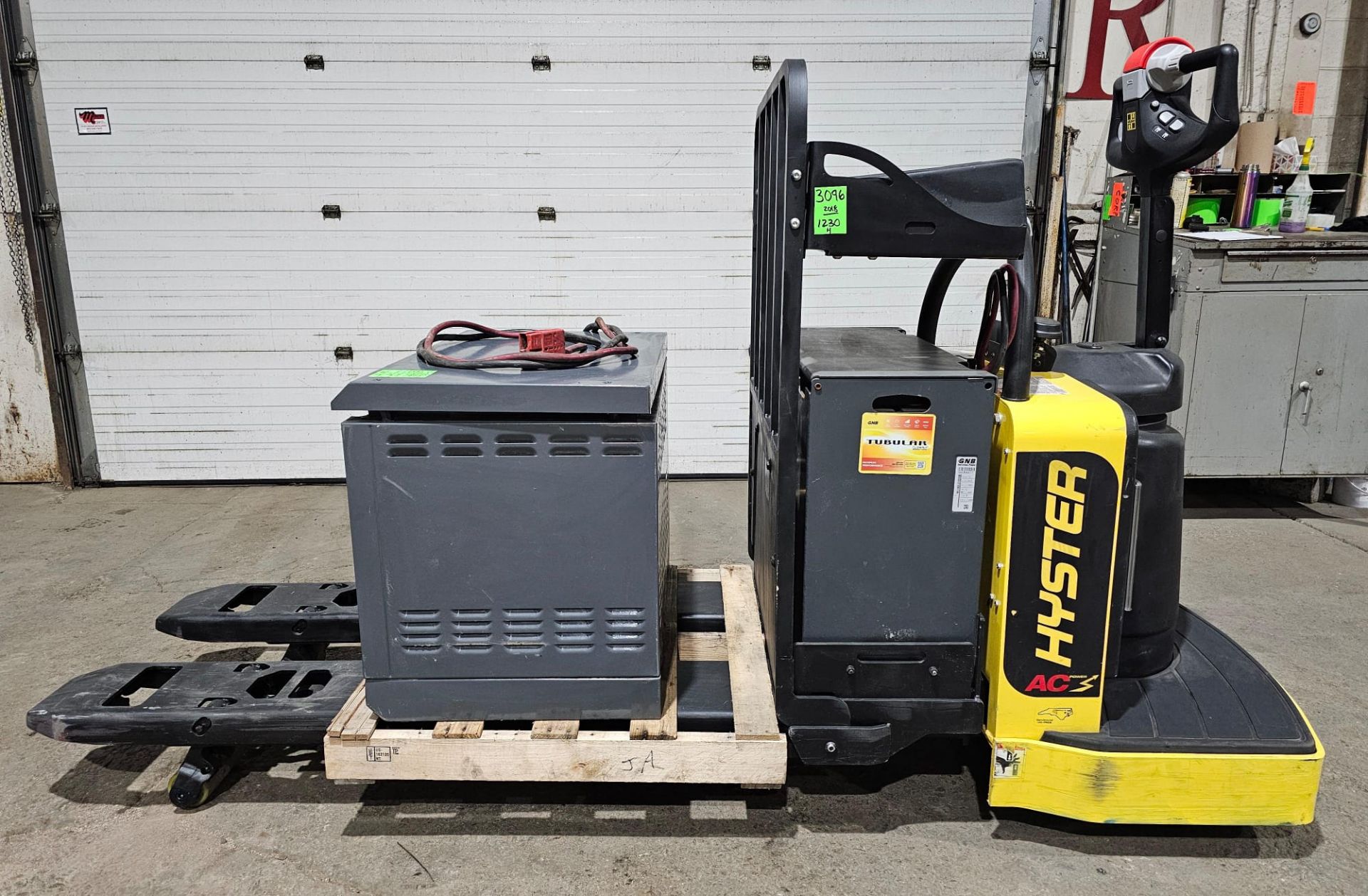 2018 Hyster Ride-On Walkie 8,000lbs Capacity 60" Forks Electric Pallet Cart with CHARGER