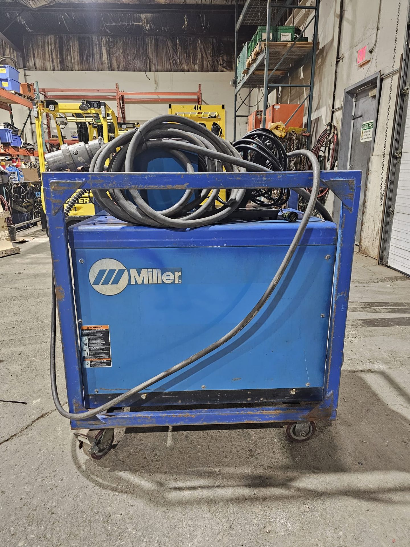 Miller Dimension 652 Mig Welder 650 Amp Mig Tig Stick Multi Process Power Source with 22A Wire - Image 7 of 10