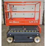2013 Skyjack SJIII model 3219 - 550lbs Capacity Forklift Motorized Scissor Lift 24V 19ft lift height