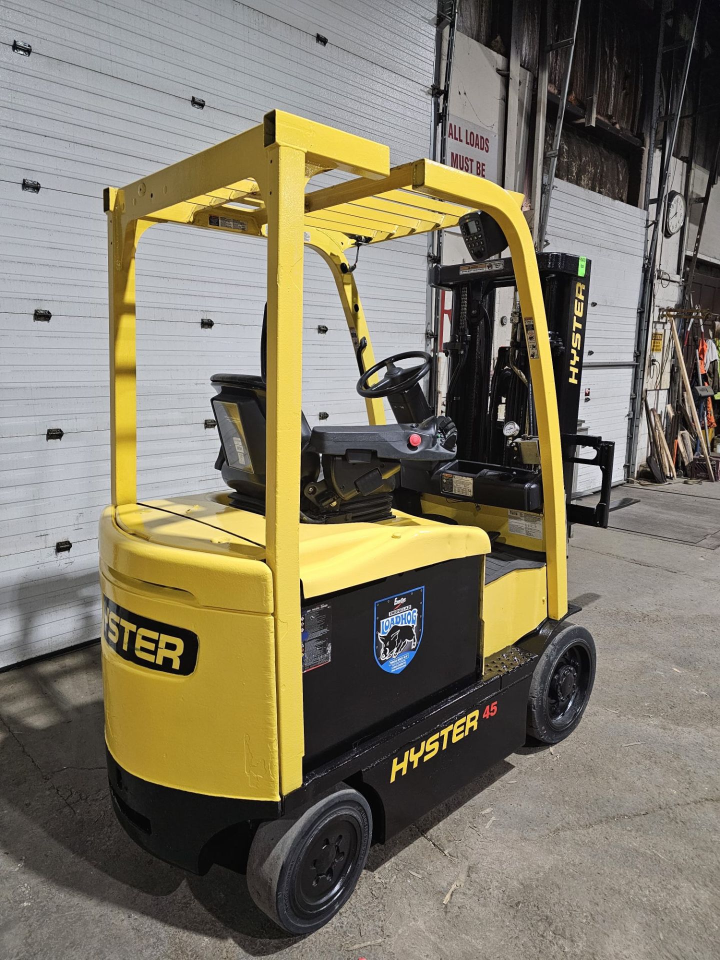 2010 Hyster 4,500lbs Capacity Electric Forklift 48v sideshift 3-STAGE MAST 189" load height - Image 4 of 11