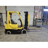 2014 Hyster 5,000lbs Forklift LPG (Propane) with 3-STAGE Mast & Sideshift & 72" Forks non-Marking