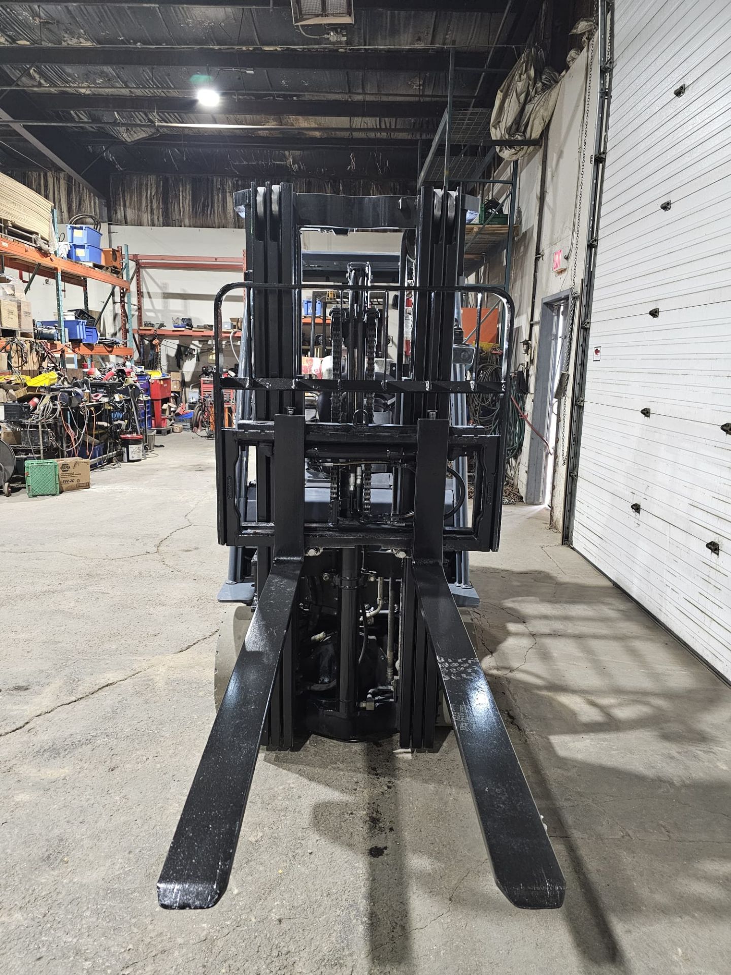 2020 Toyota 5,000lbs Capacity LPG (Propane) Forklift sideshift 3-STAGE MAST 189" load height with - Image 6 of 6