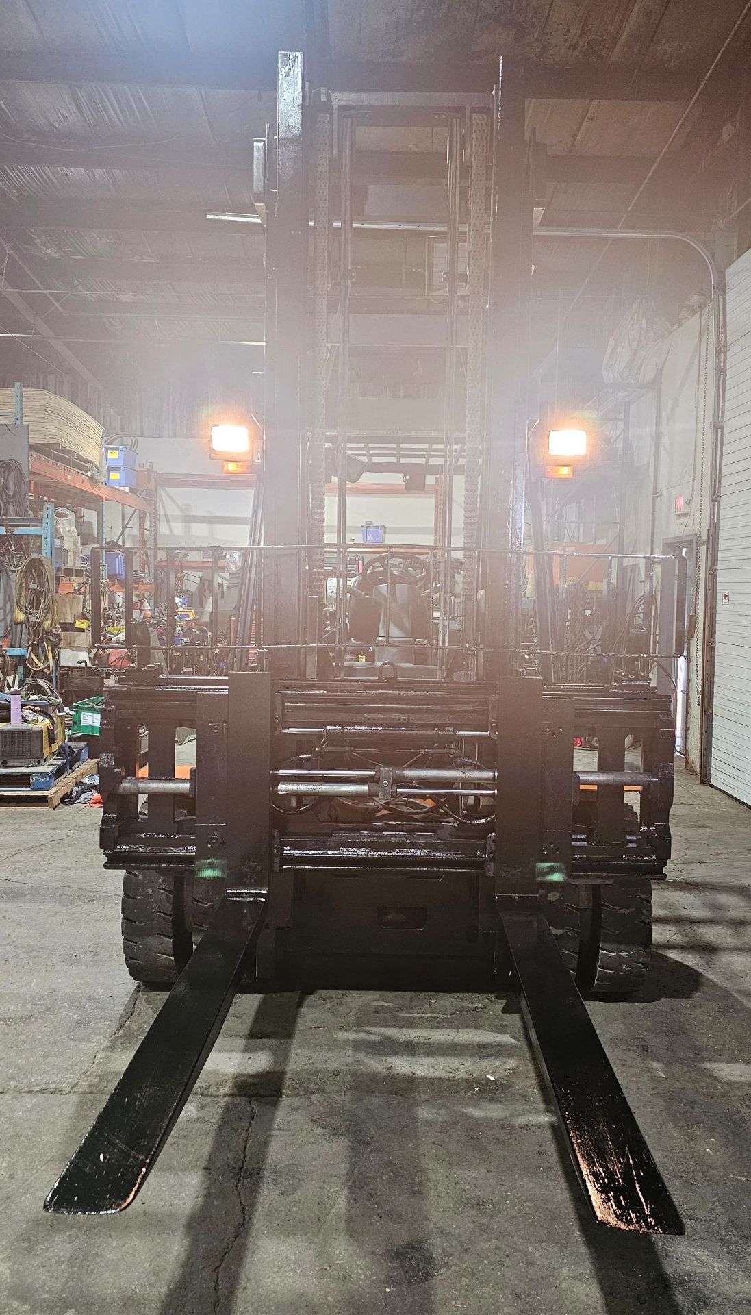 2019 Doosan 15,500lbs Capacity LPG (Propane) OUTDOOR Forklift sideshift positioner (no propane - Image 7 of 7