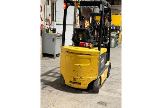 2015 Yale 5,000lbs Capacity Electic Forklift sideshift positioner 3-STAGE MAST 48V - Image 2 of 3