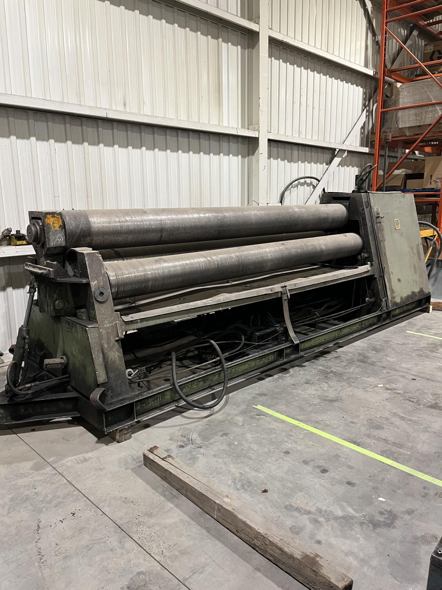 HYDRAULIC PLATE ROLL