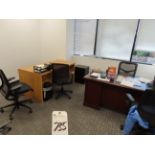 (Lot) Office Furniture in Room