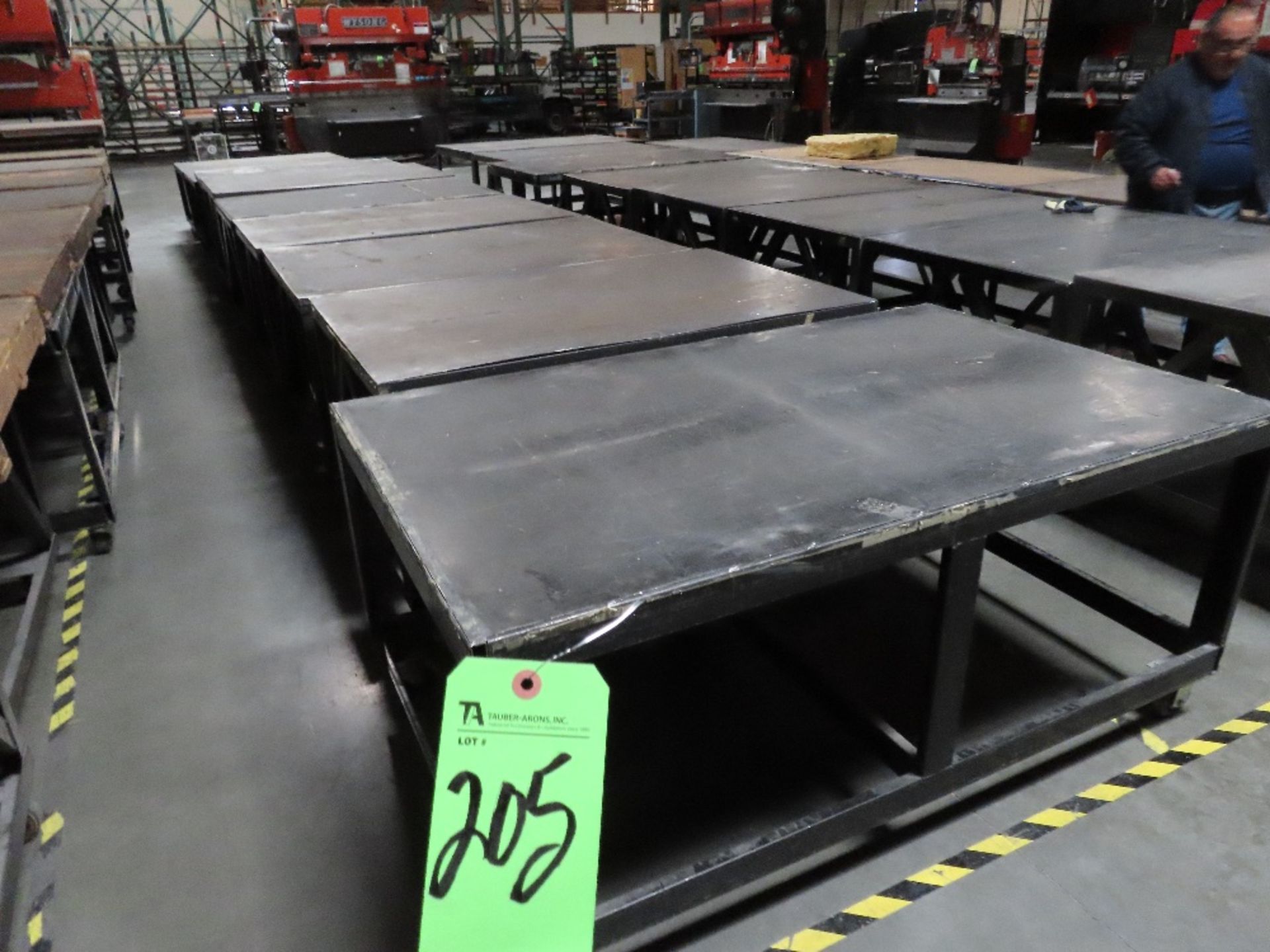 (Lot) (10) Steel Carts