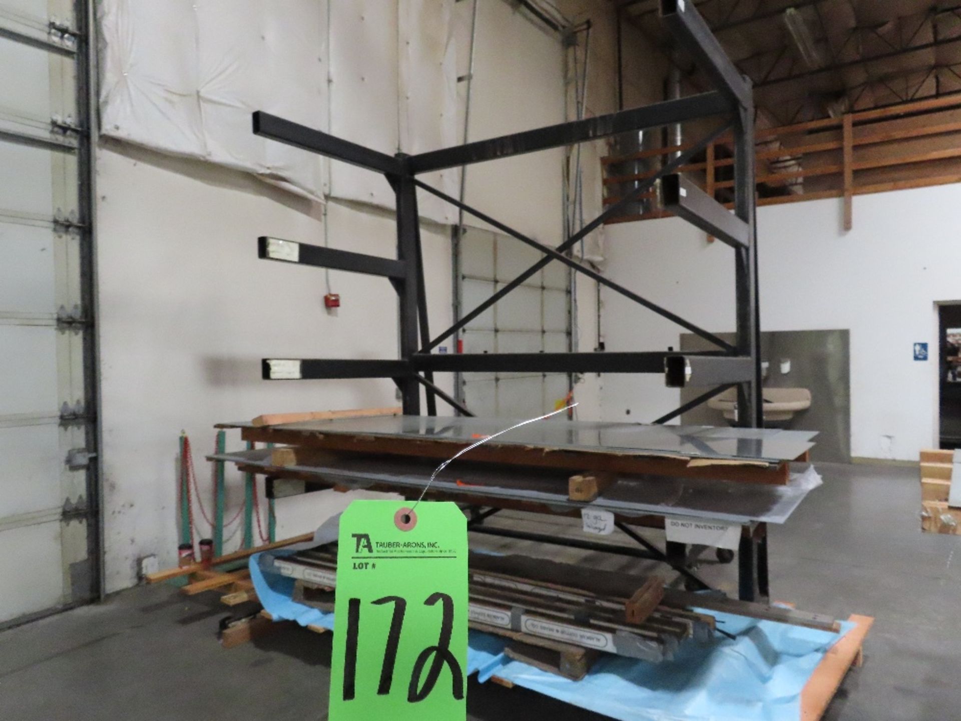 (Lot) Cantilever Rack, Approx. 6' x 9'T