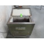 Ultramatic Vibratory Finisher