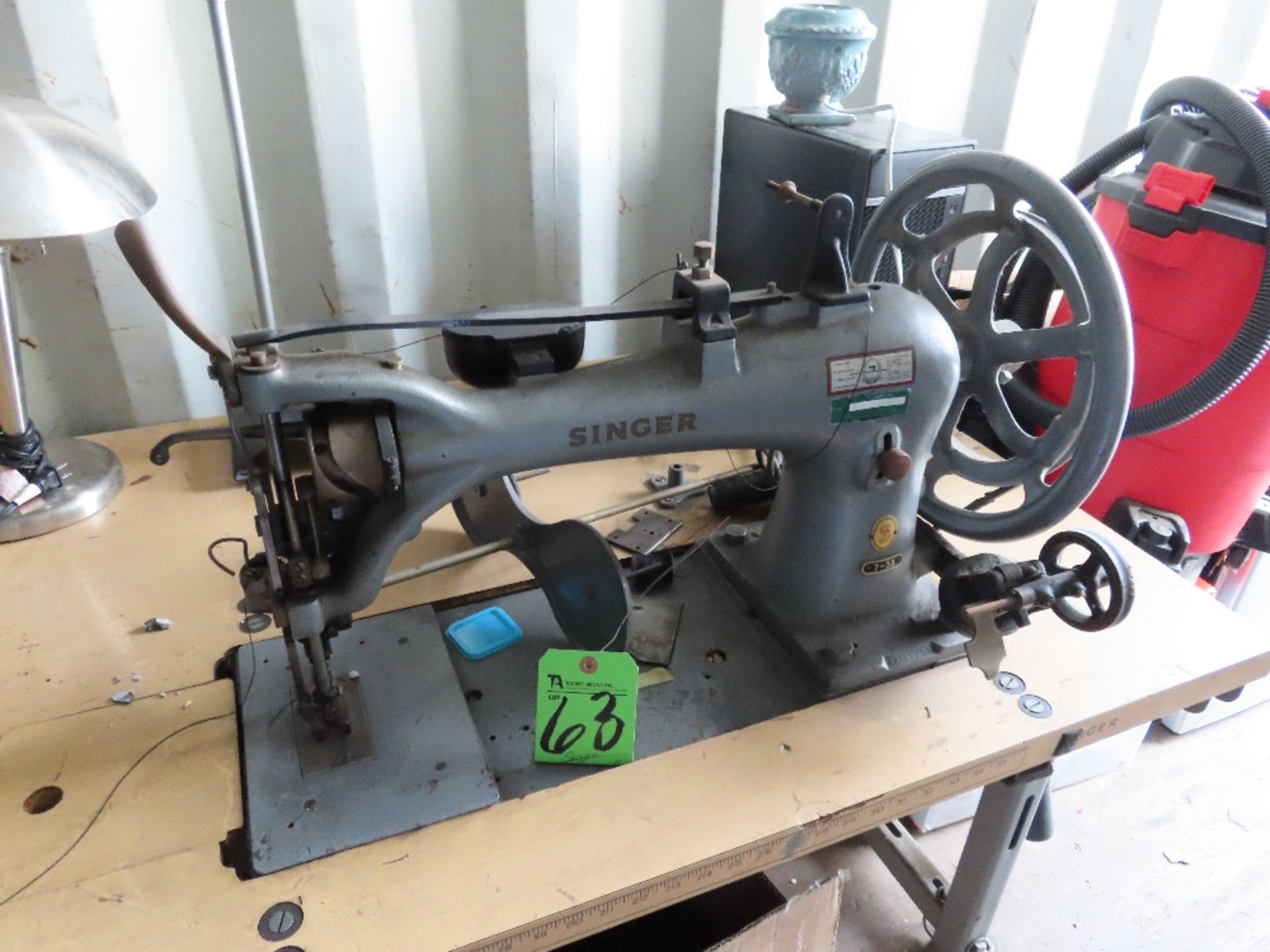 Singer Single Needle Sewing Machine