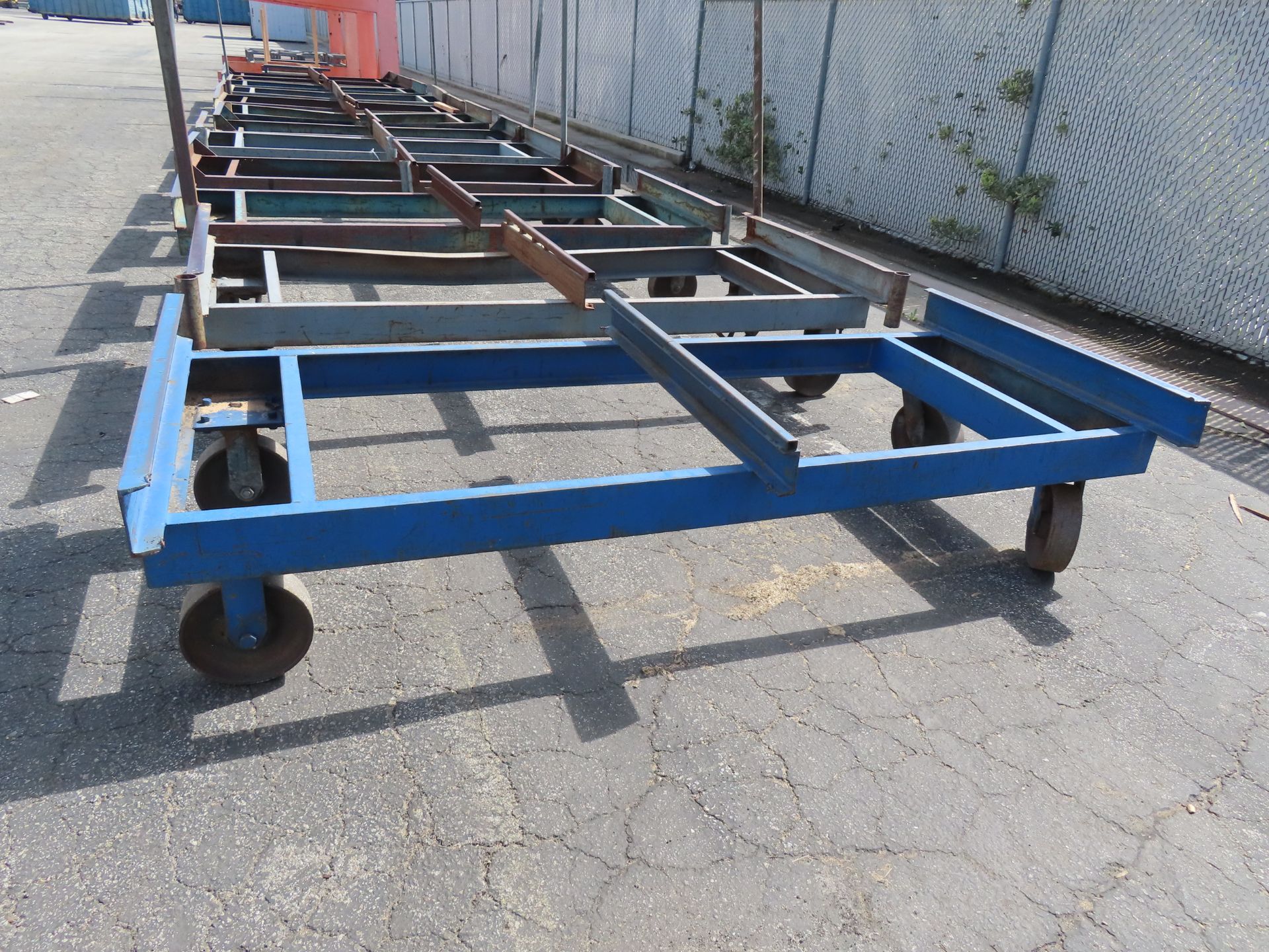 (Lot) Heavy Duty Steel Lumber Carts - Bild 2 aus 2