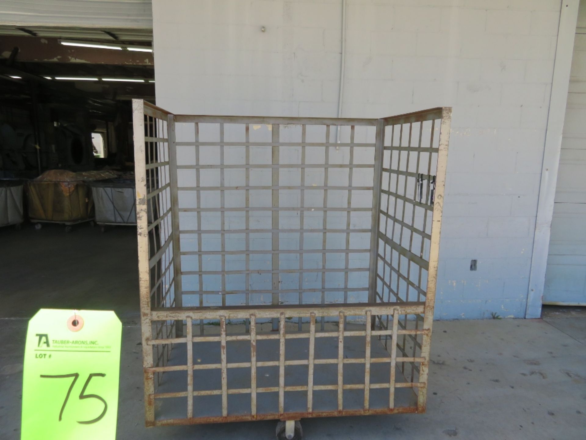 (Lot) (8) Sec. Cage Rolling Cases