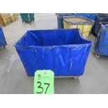 (Lot) (15) Push Carts