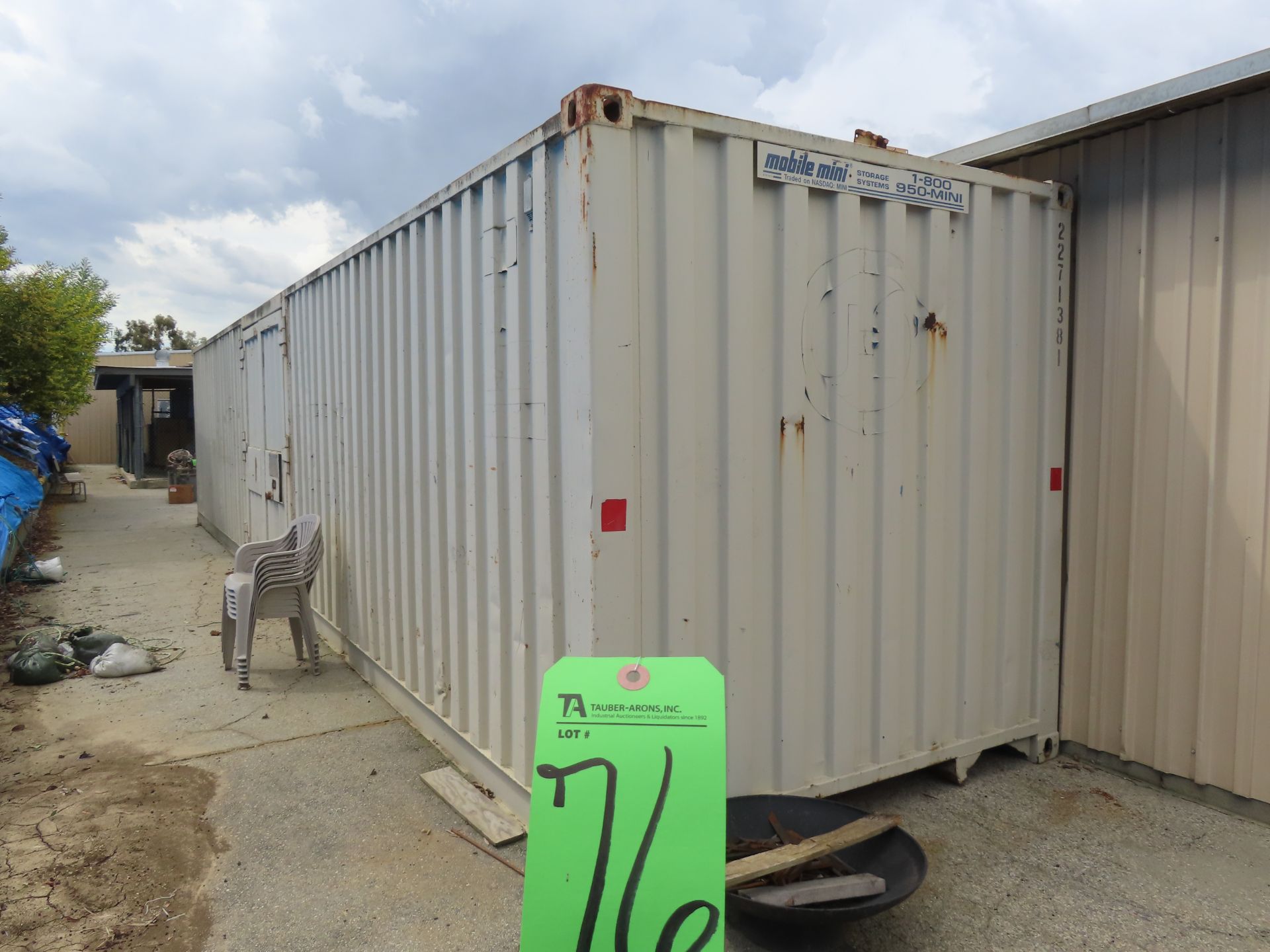 (Lot) 40' Storage Container w/ Contents - Image 3 of 5