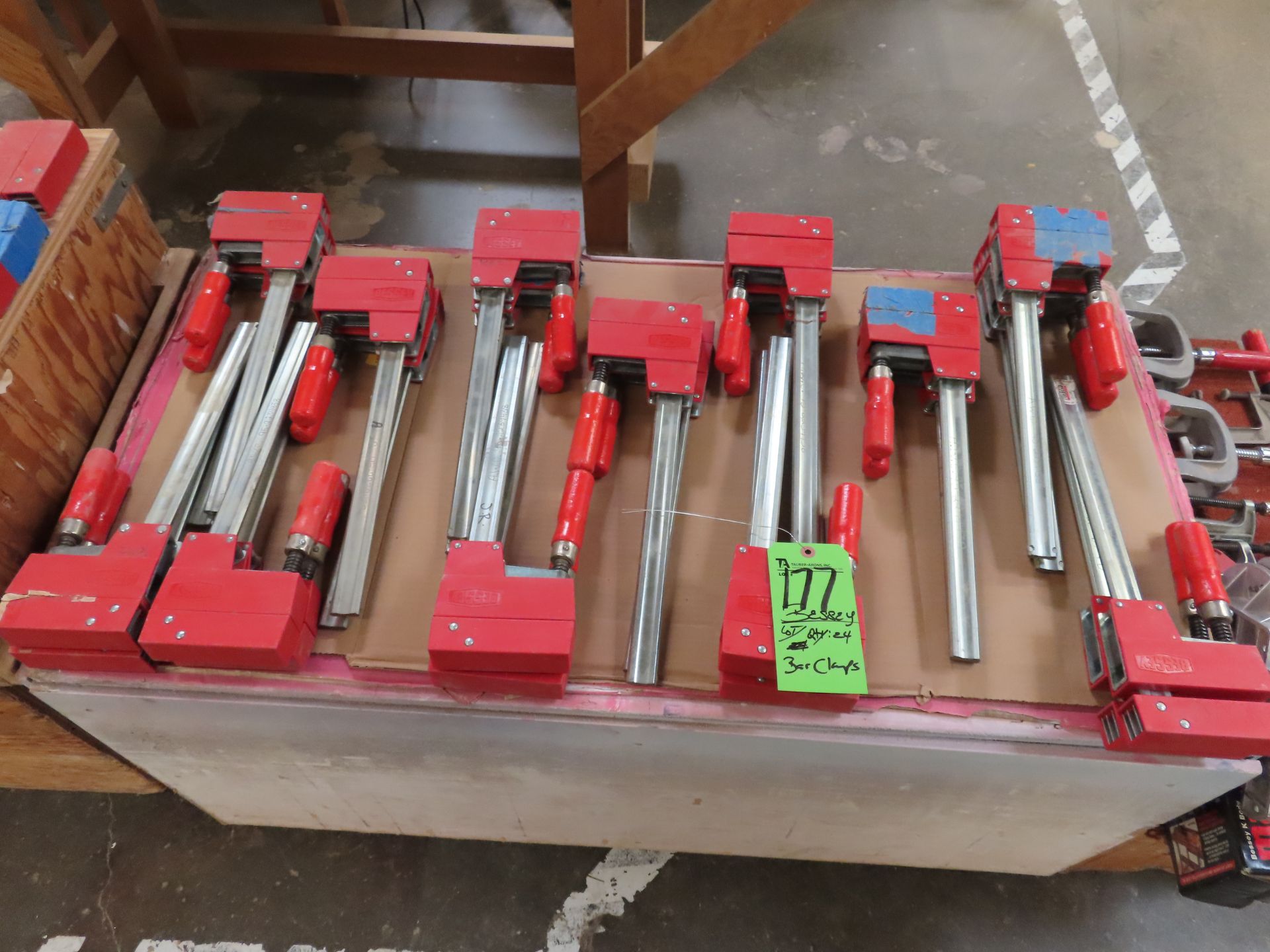 (Lot) Bessey Bar Clamps (Qty 24)