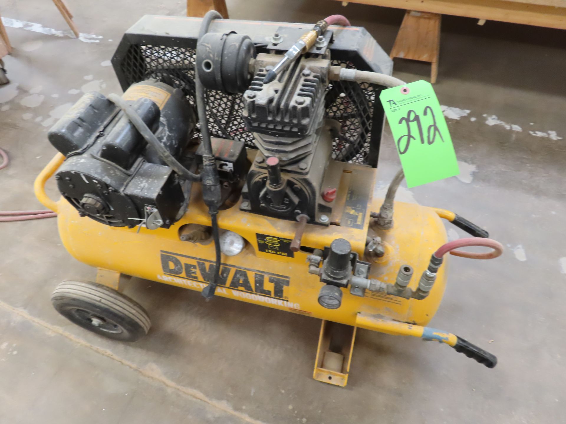 DeWalt Portable 2hp Air Compressor