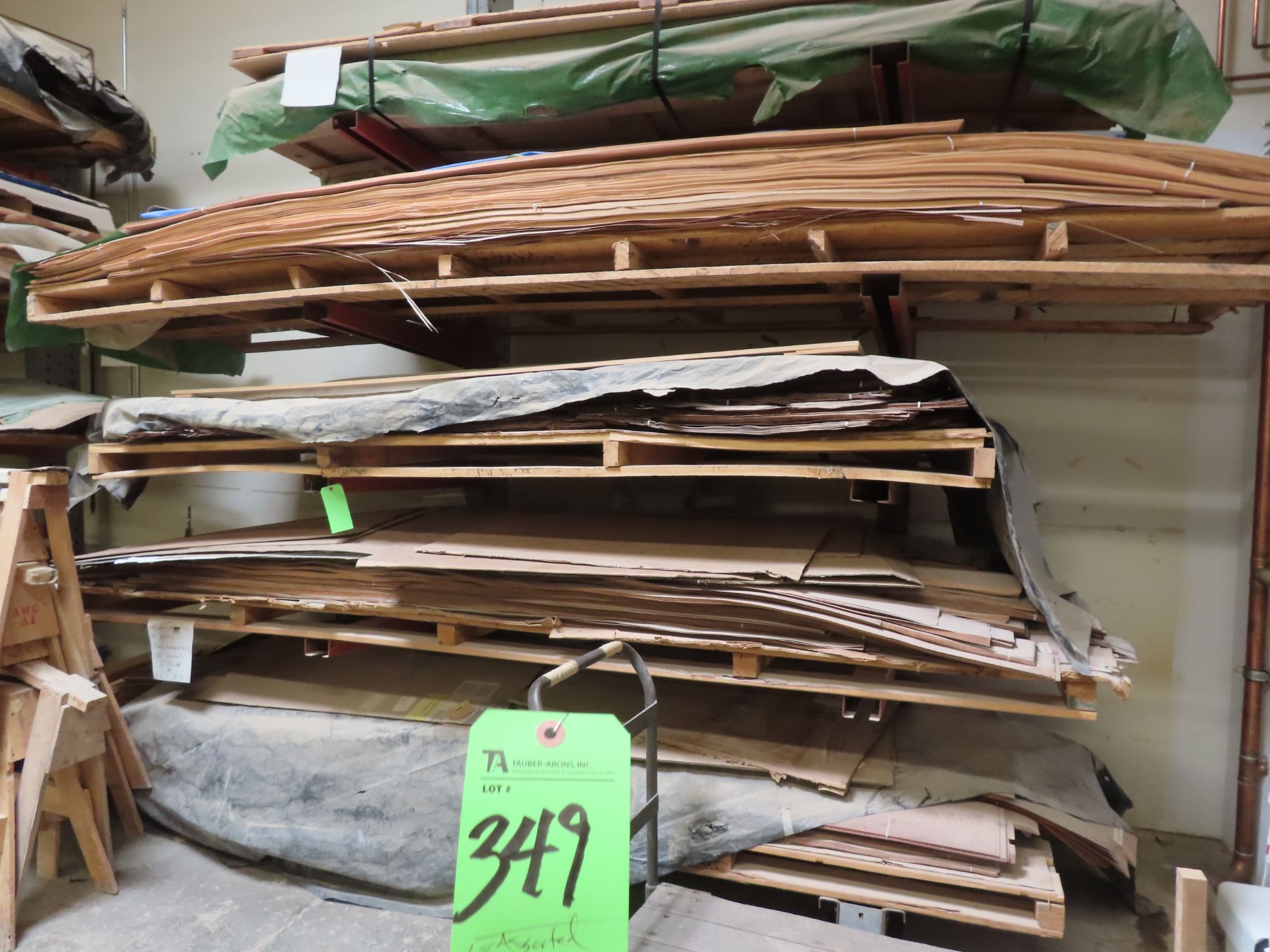 (Lot) Assorted Type Veneer on Rack