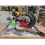 DeWalt 12'' Compound Miter Saw