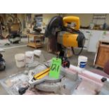 DeWalt 12'' Compound Miter Saw