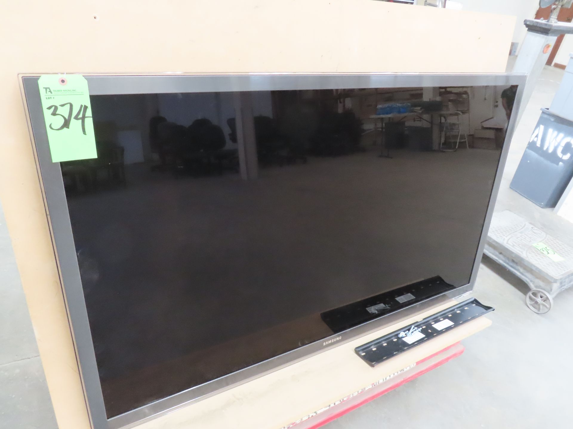 (Lot) Samsung Flatscreen Television