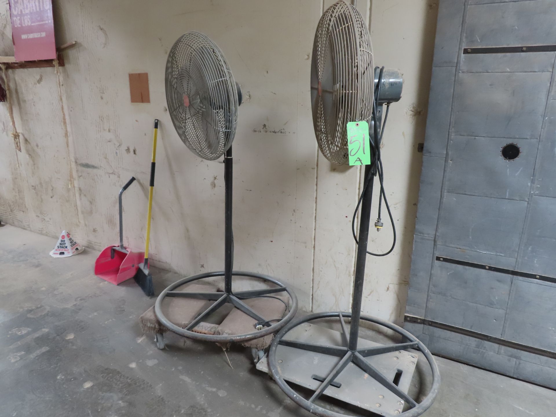 (Lot) Shop Fans