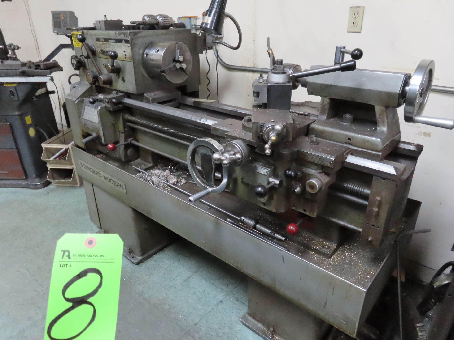 Standard Modern 13'' x 36'' Engine Lathe w/ 3-Jaw