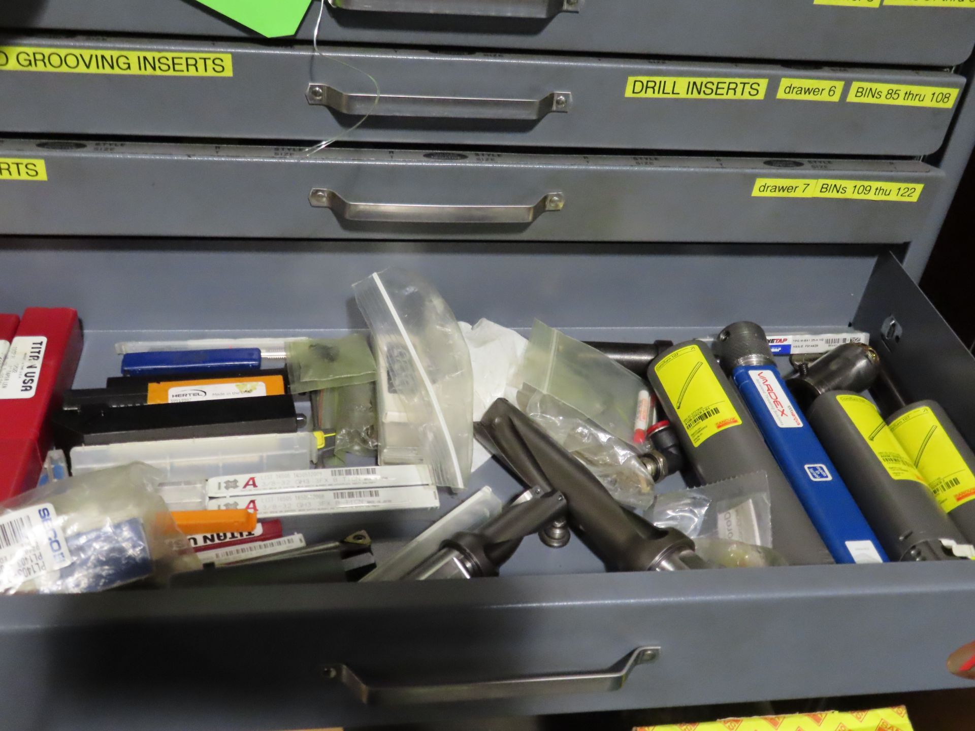 (Lot) Huot Tool Cabinet w/ Assorted Carbide Inserts, Drills, End Mills ...
