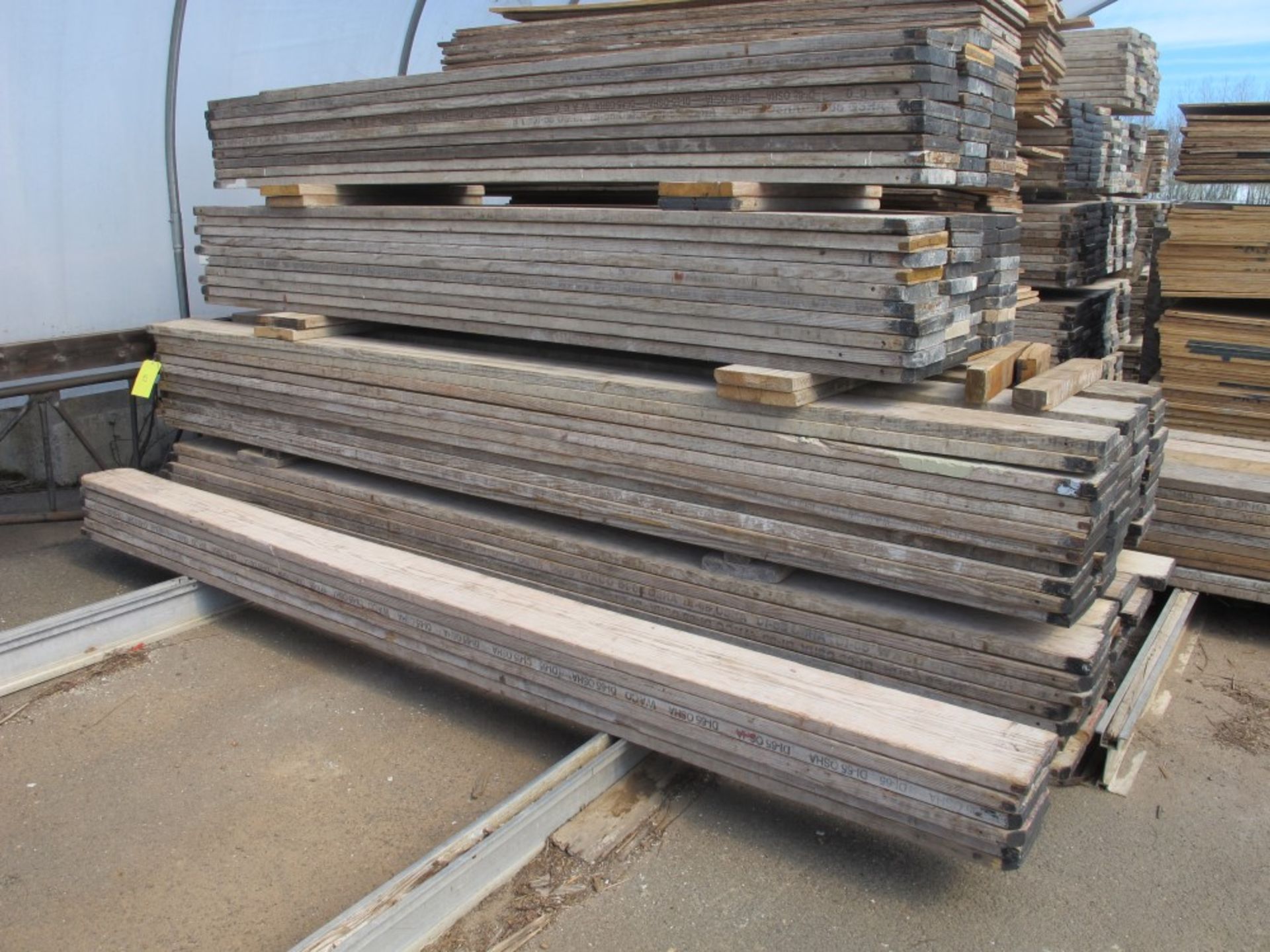 Lot Including: (60) Plank 10' (Waco #10'PL - Weight 3000); (75) Plank 12' (Waco #12'PL - Weight