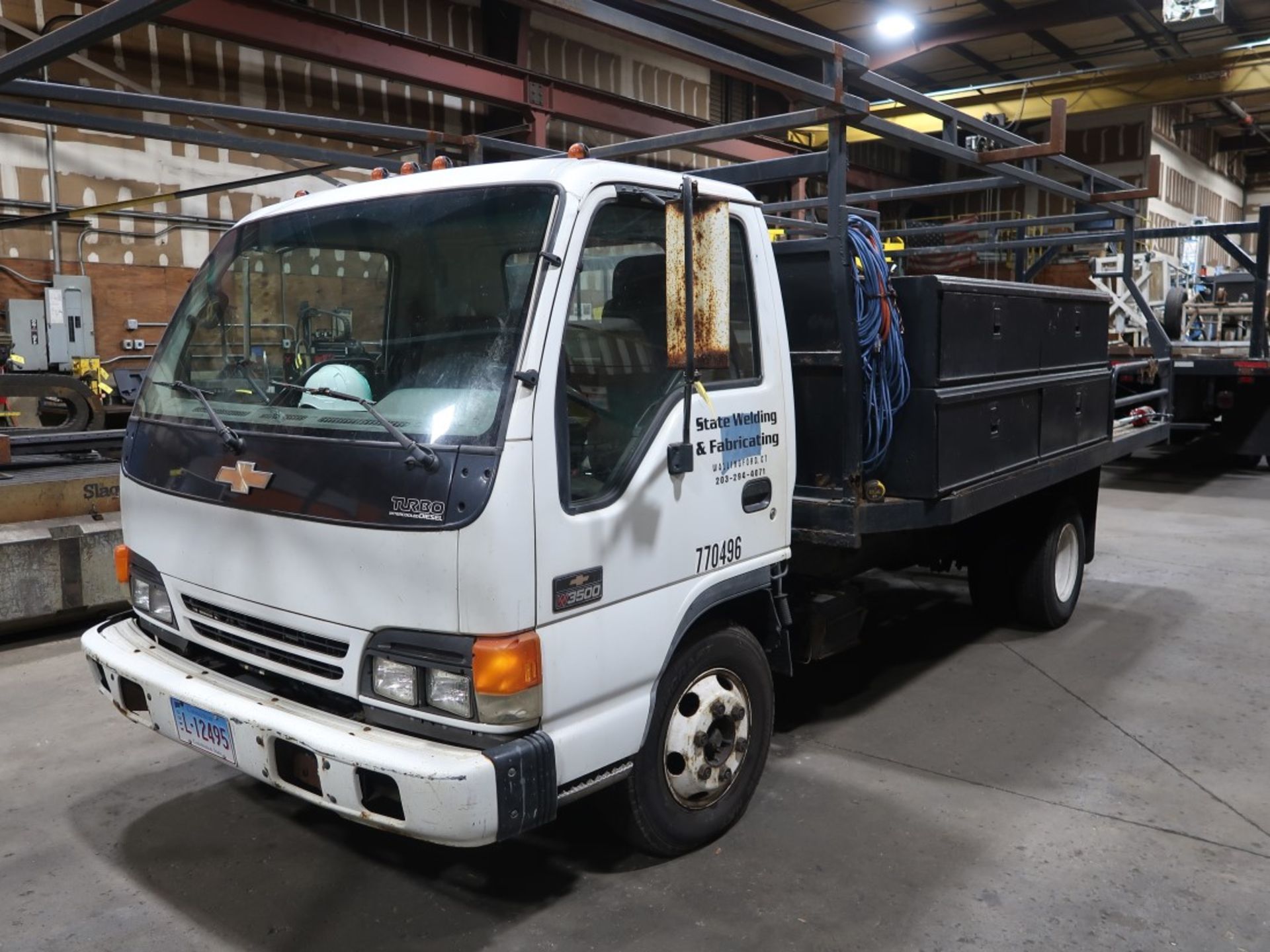 1998 Isuzu W3500 Turbo Diesel Flat Bed Truck, VIN #J8BB4B140X7017884