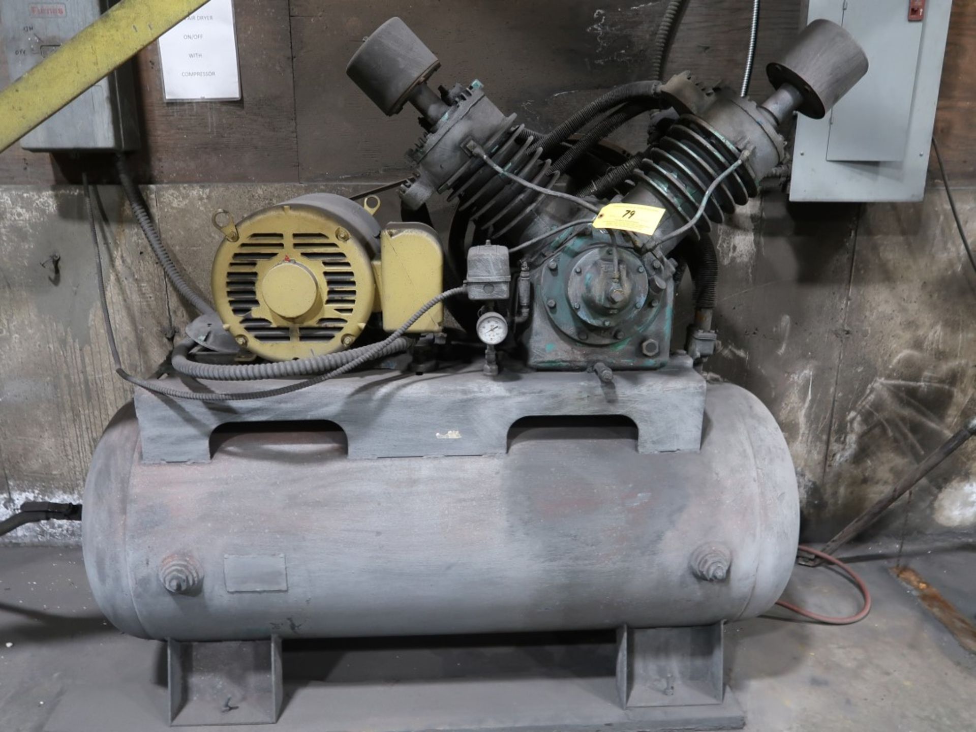 25 HP Horizontal Tank Mounted 2-Stage Air Compressor
