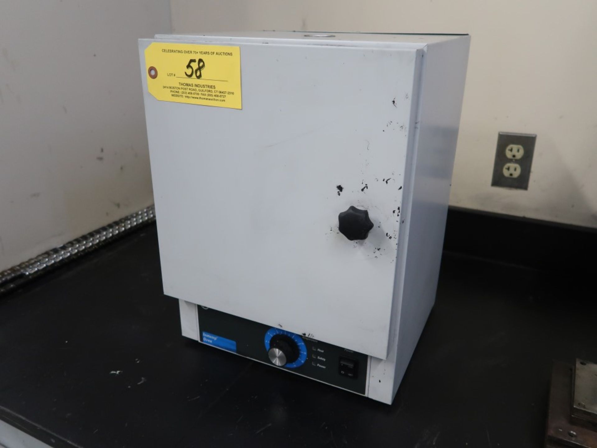 Fisher Scientific Electric Isotemp Oven Model 506G S/N 107N0150