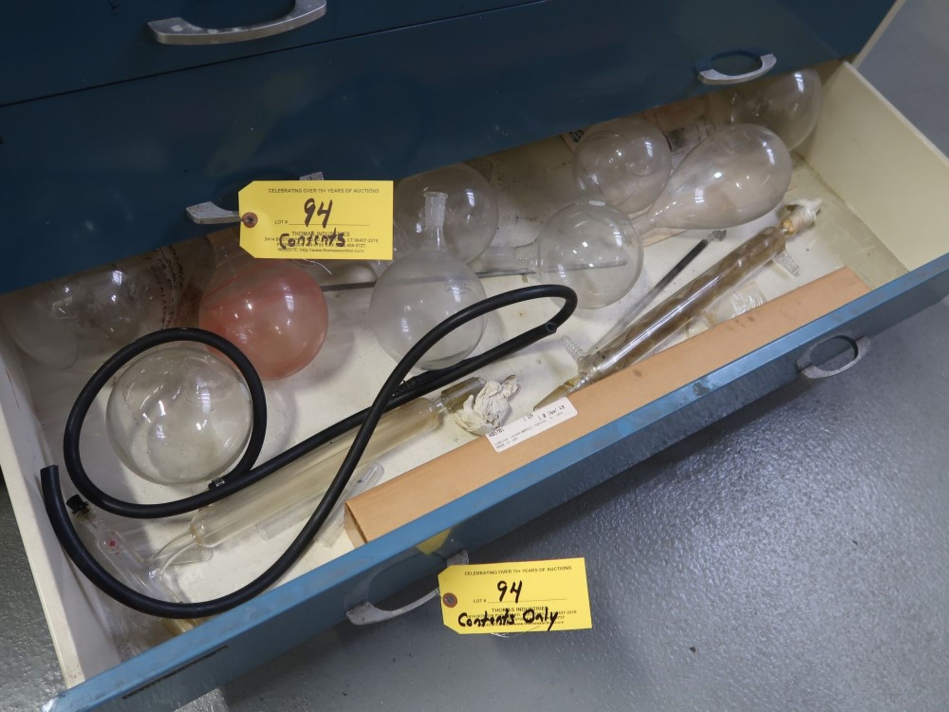Large Assortment of Laboratory Glassware Located in Lab Counter Drawers - Image 12 of 17