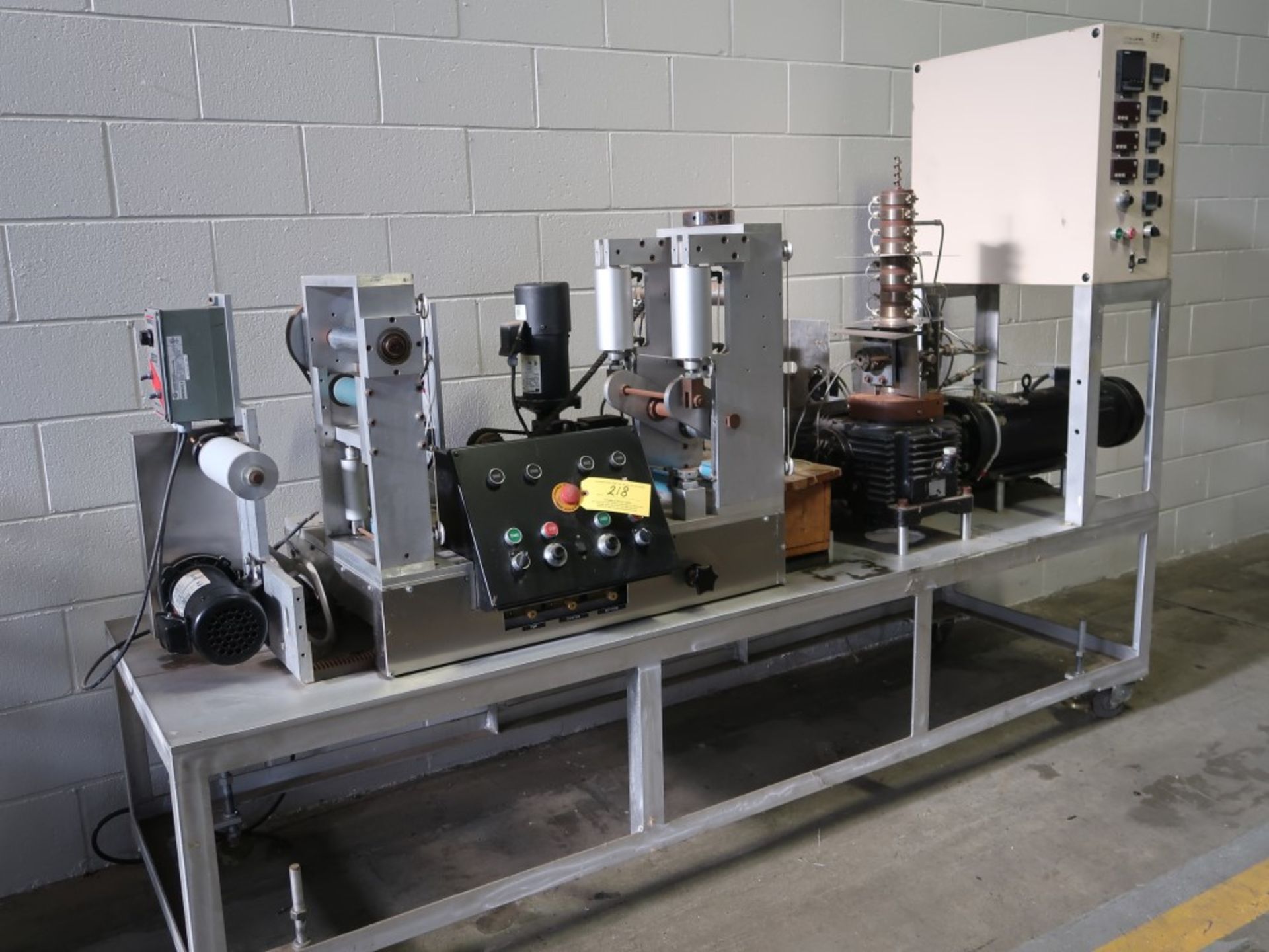 Randcastle Extrusion Systems Model RCP0750 3/4" Vertical Extruder 24:1 L-D w/ Sheet Down Stream - Image 2 of 8