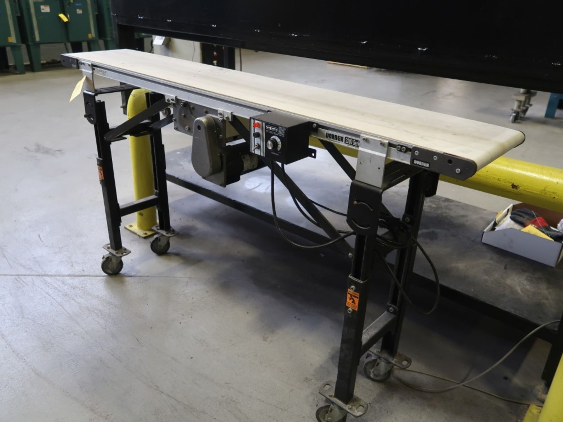 Dorner 2000 Variable Speed Belt Conveyor 12" x 6' - Image 2 of 3