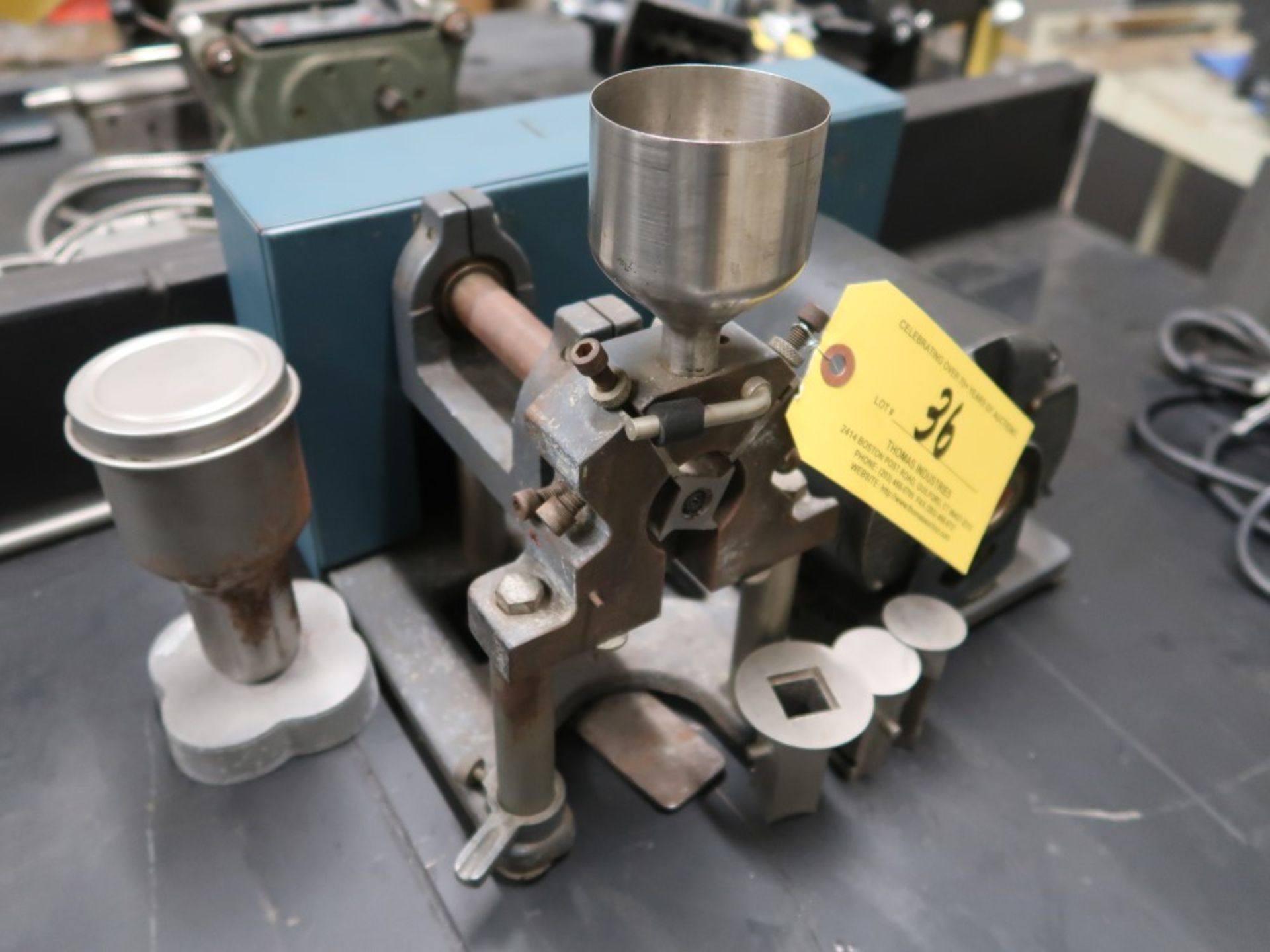 Arthur Thomas Bench Top Electric Lab Grinder/Mill - Image 3 of 3