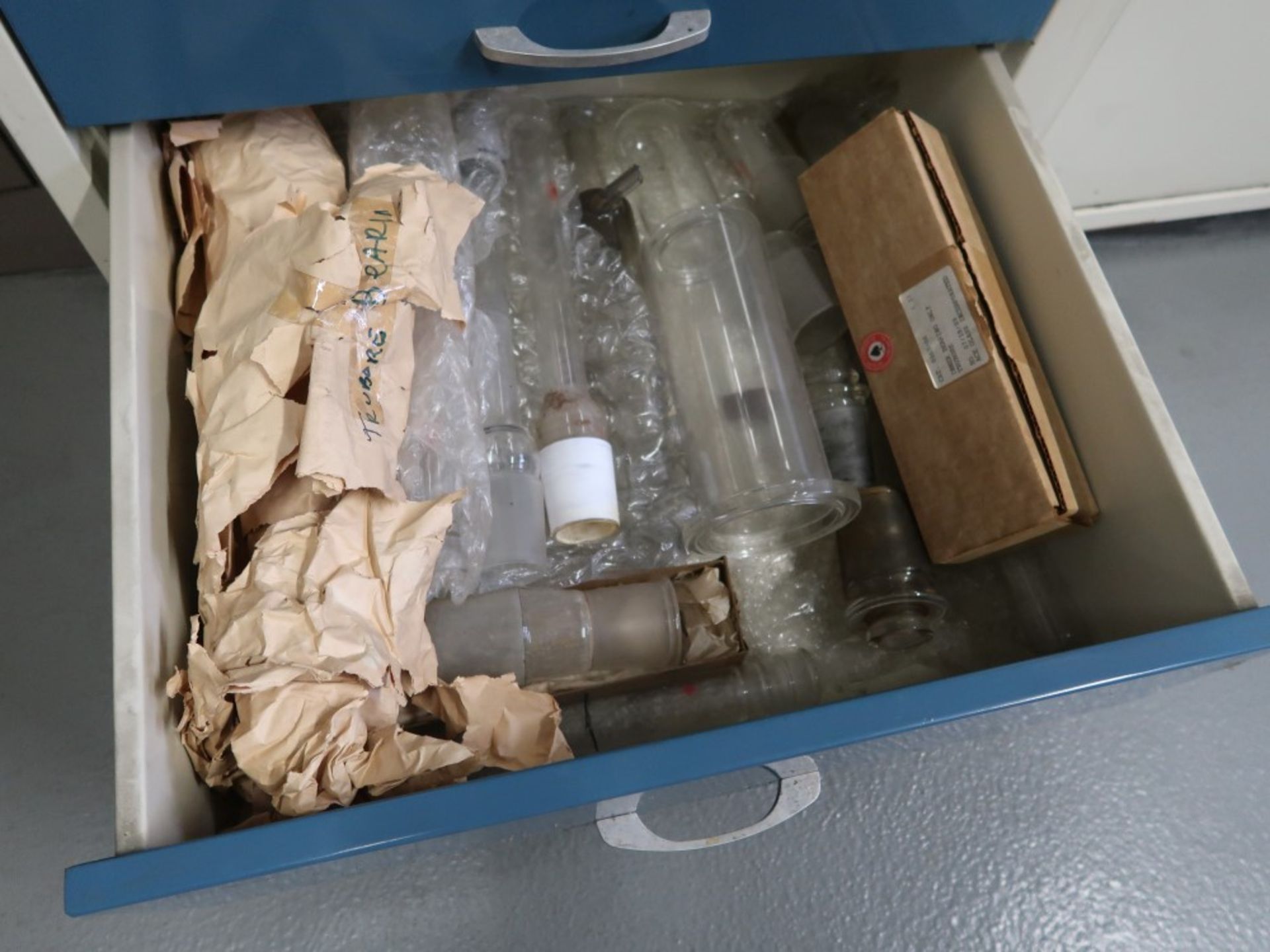 Large Assortment of Laboratory Glassware Located in Lab Counter Drawers - Image 16 of 17