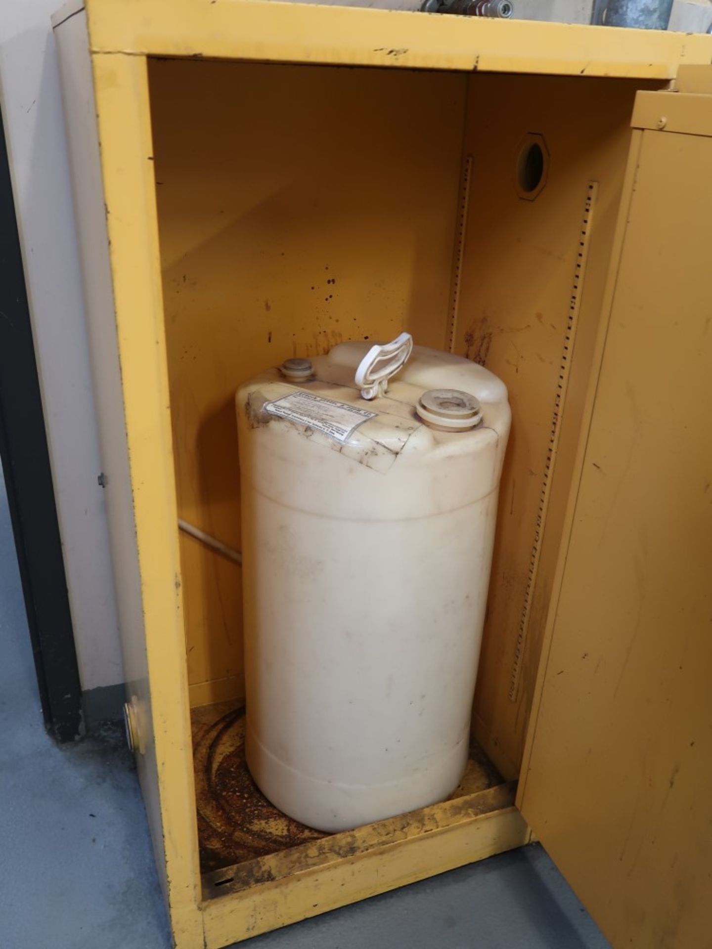 Safelite Flammable Liquid Storage Cabinet - Image 2 of 2