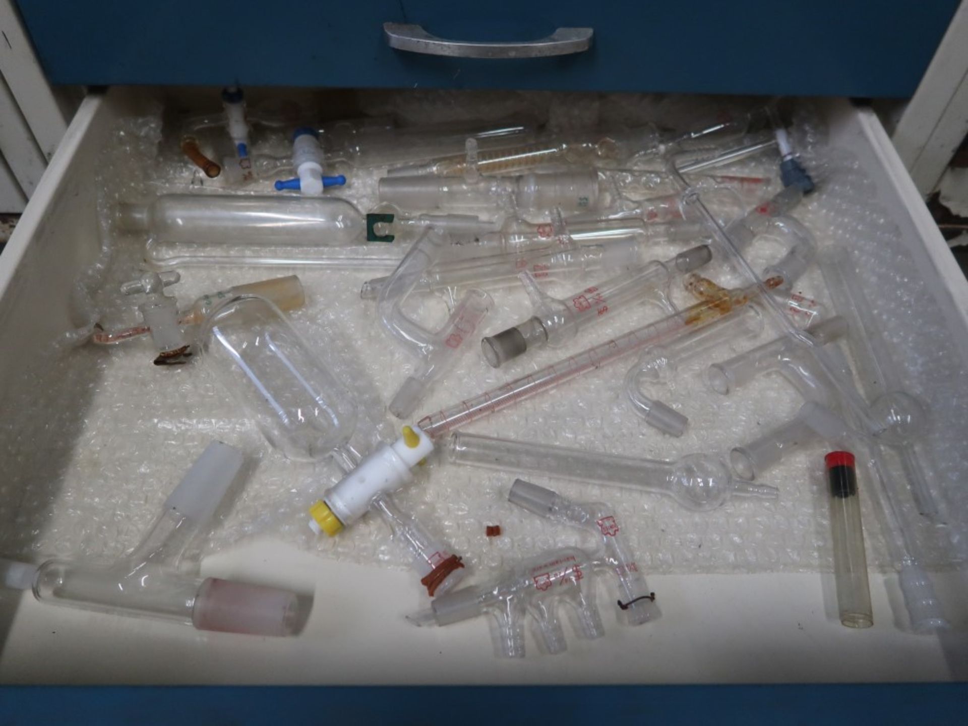 Large Assortment of Laboratory Glassware Located in Lab Counter Drawers - Image 8 of 17