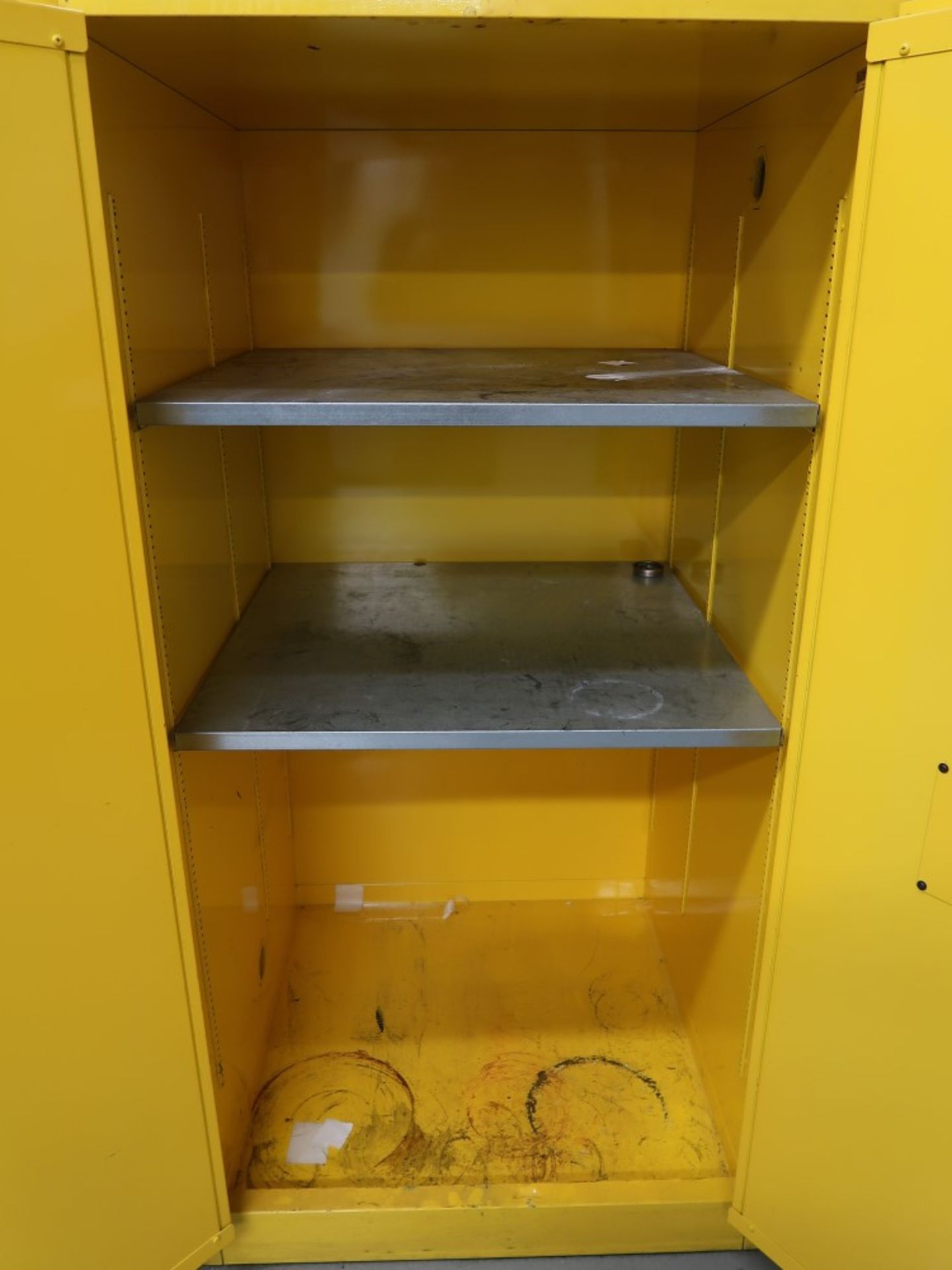 Securall Flammable Liquid Storage Cabinet - Image 3 of 3