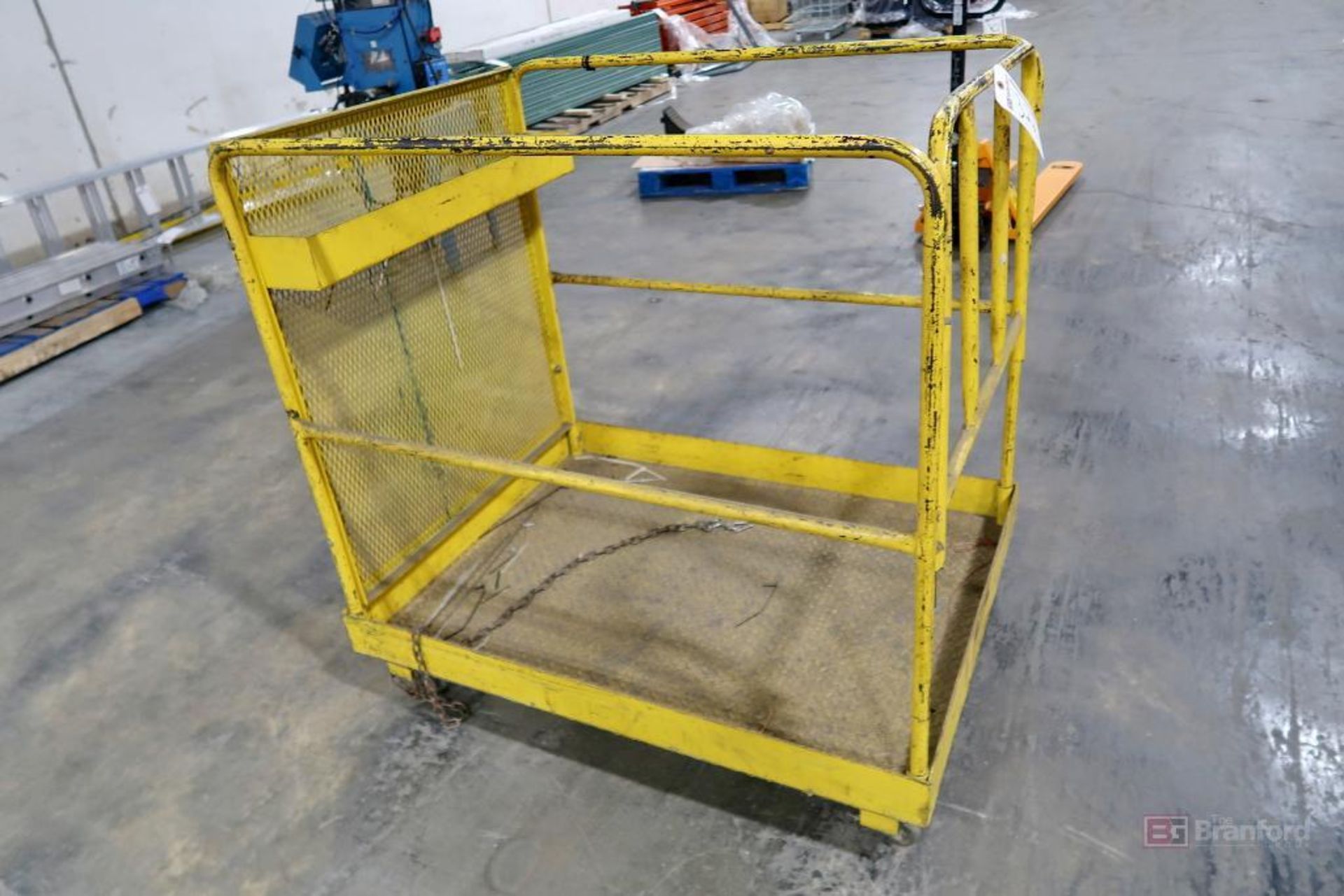 Forklift Safety Maintenance Platform/Cage - Image 2 of 4