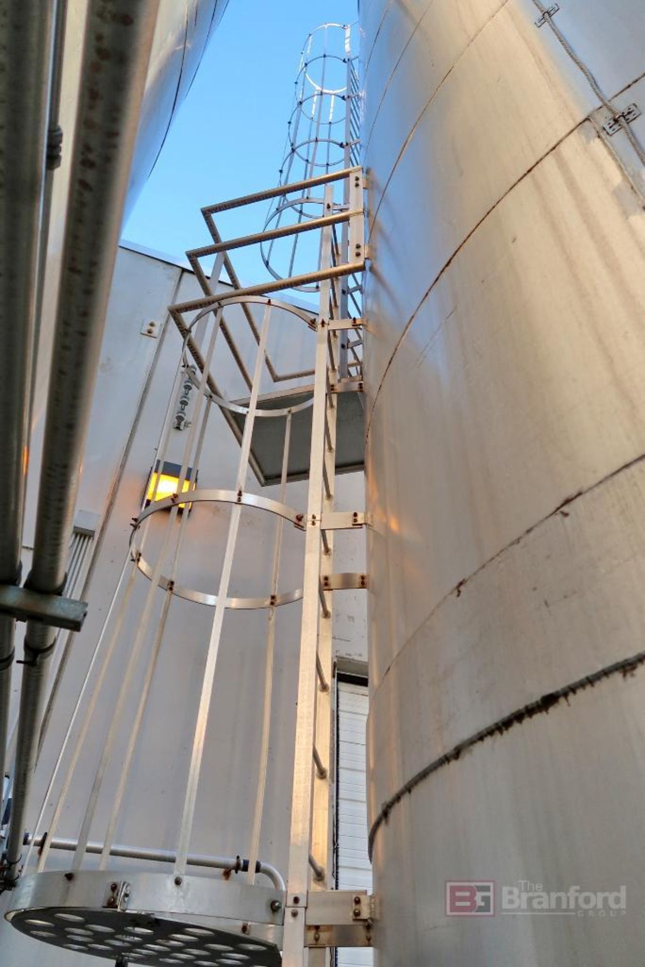 Material Storage Silo 125,000-Lb Resin Capacity - Image 3 of 3