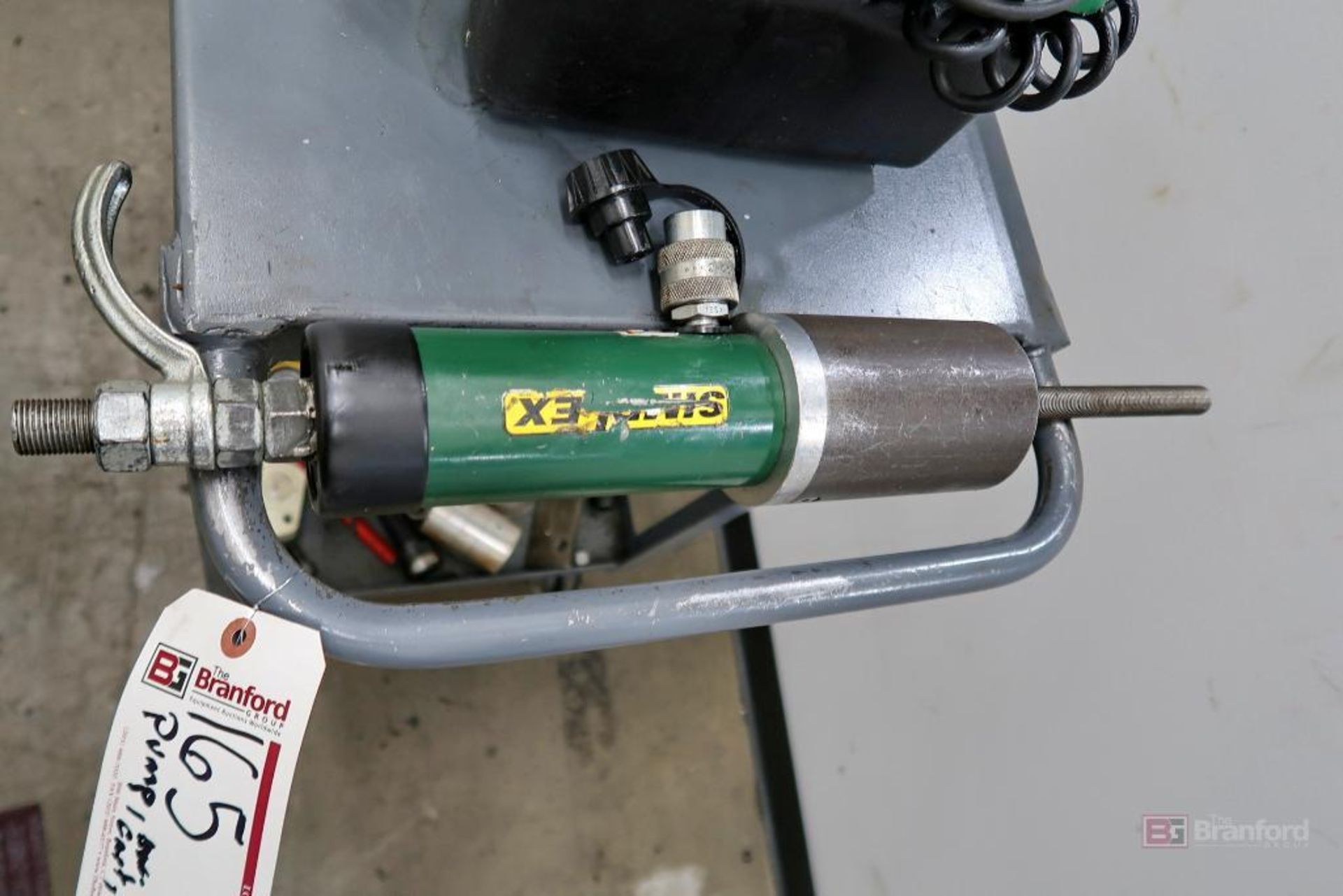 Greenlee Hydraulic Power Pump 975 - Image 5 of 8