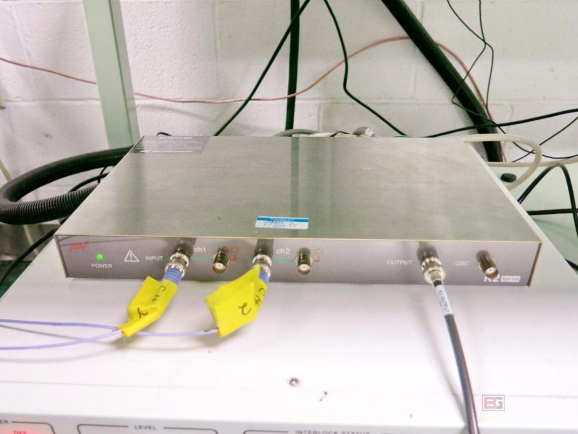 IMV Low Noise Compact Vibration Generator Test System - Image 4 of 6