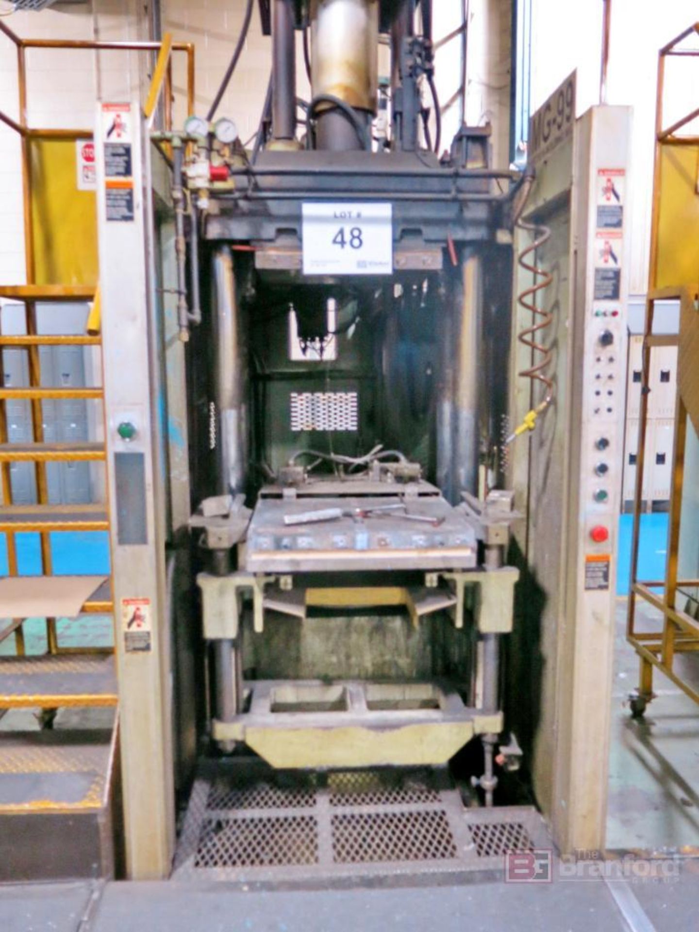 Sanyu Model STI-1.6-220VG3 Vertical 1.6L Rubber Injection Molding Machine - Image 3 of 5